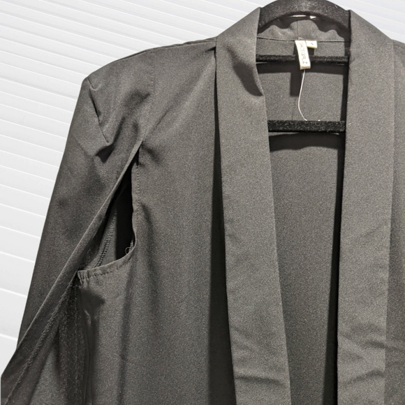 SPACEGIRLZ Black Cape Blazer - Picture 4 of 14